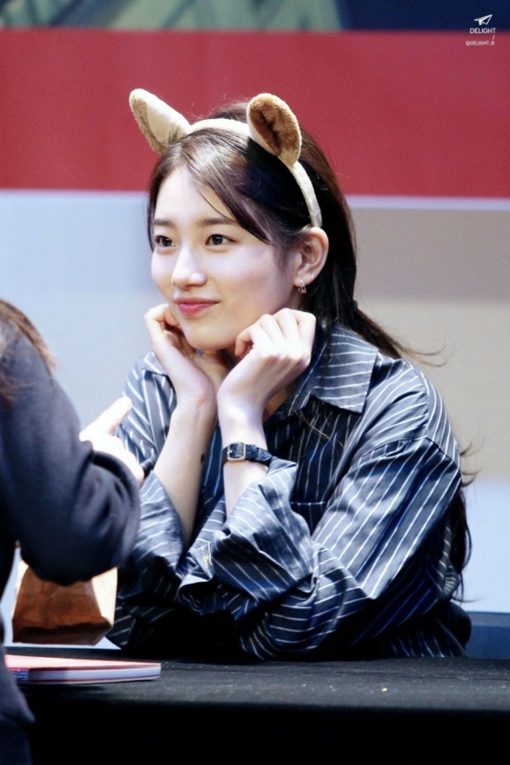 팬들 눈빛으로 조련하는 수지 | 인스티즈