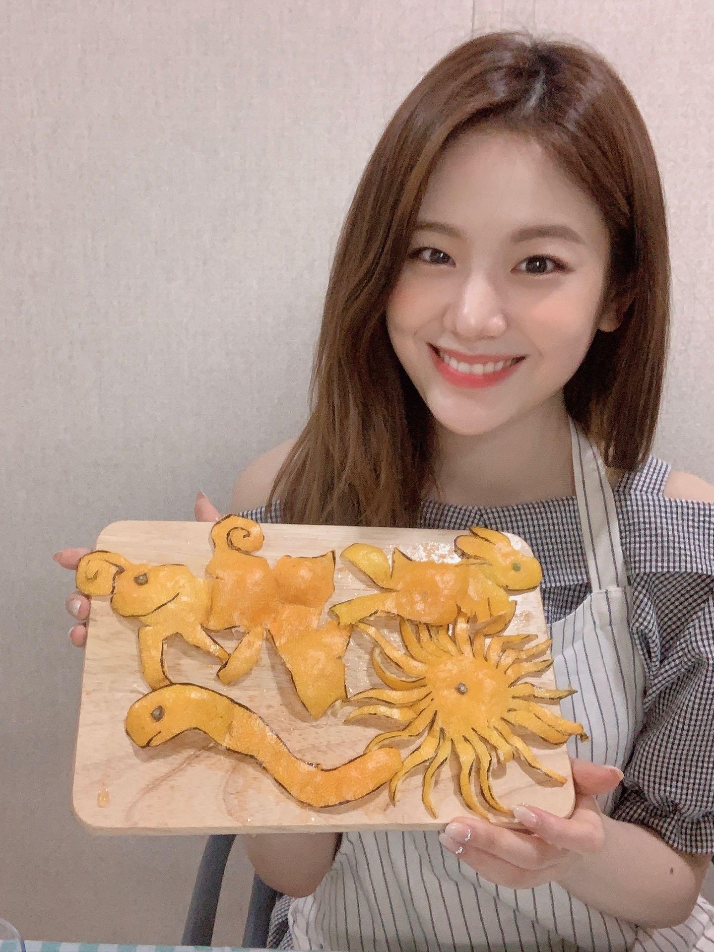 오늘 브이앱에서 귤청 만든 프로미스나인 장규리 | 인스티즈