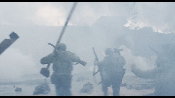 너무 리얼하게 만들어서 관객들의 트라우마를 건드린 영화 | 인스티즈