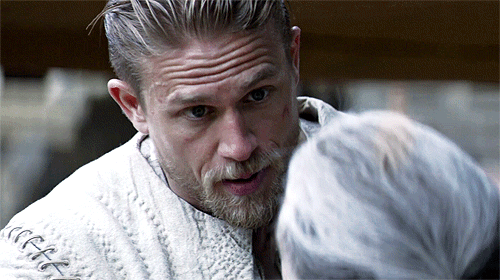 거의 뉴발만 신는 배우 | 인스티즈