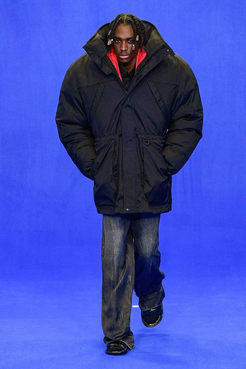 발렌시아가 2020 신상 패딩.jpg | 인스티즈