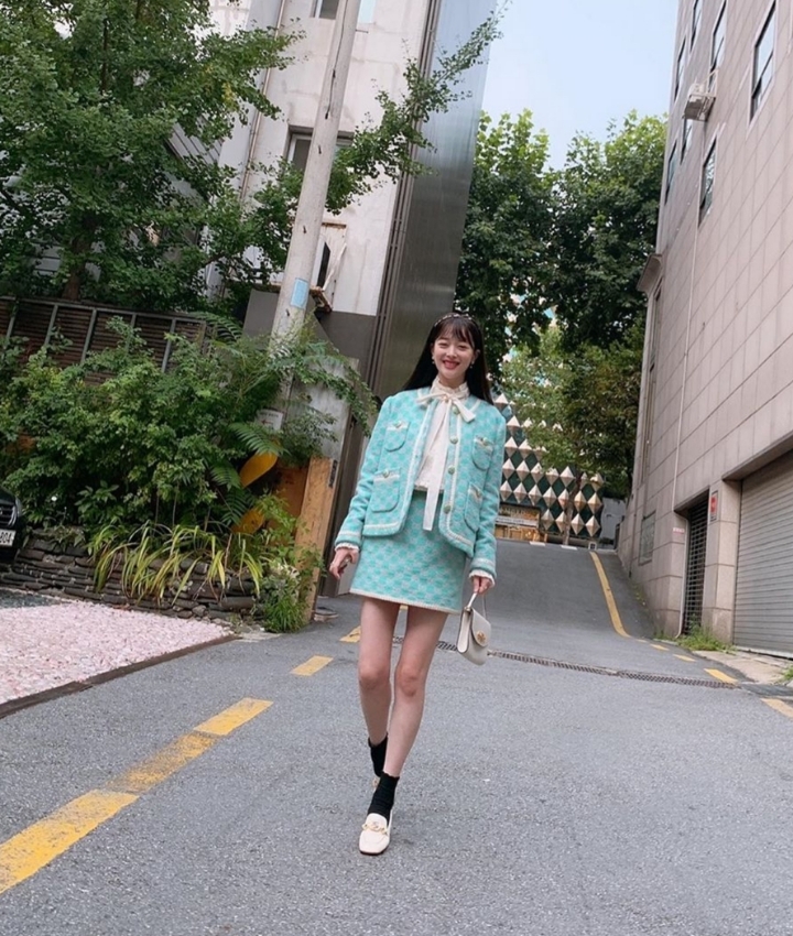 호텔 델루나에 특별 출연 한 설리 (feat. 아이유) | 인스티즈