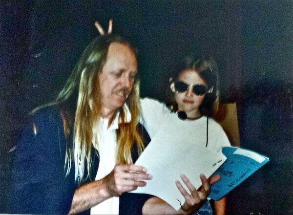 미국에서 크리스틴 스튜어트 퇴폐적인 척 한다는 말 쏙 들어갔다는 부모님사진 | 인스티즈