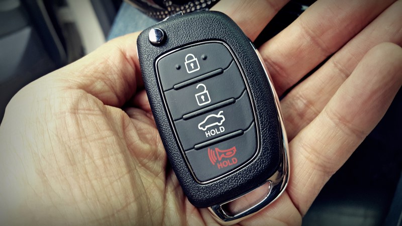 주머니에 없으면 심장이 덜컹하는 것들.jpg | 인스티즈