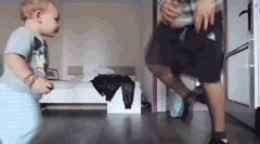 비보잉 따라하는 아기 | 인스티즈