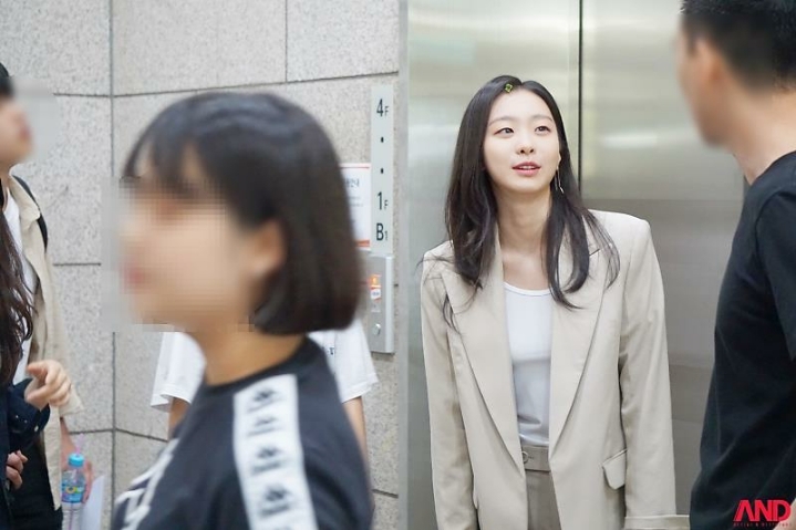 끼가 없는데 어떻게 배우 하겠냐는 말을 많이 들었던 김다미.jpgif | 인스티즈