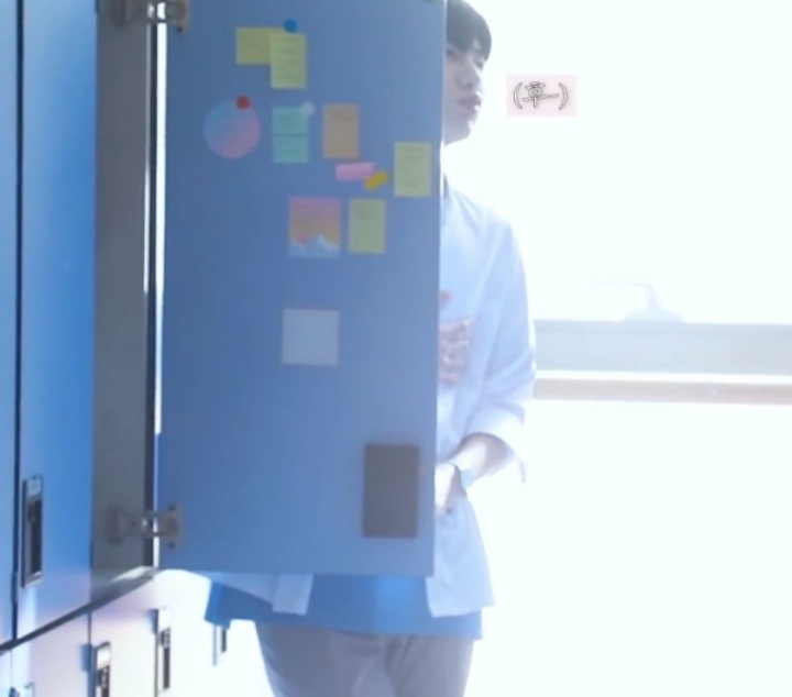 생에 첫 키스신 찍는 아이돌들의 설레는 반응 | 인스티즈