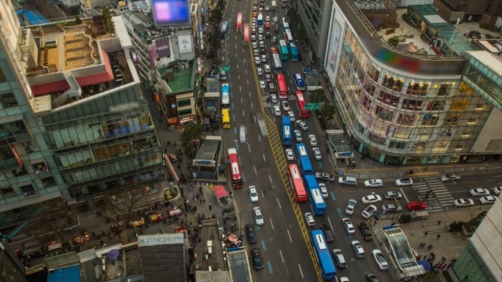 외국 유투버의 2000만원으로 48시간 서울 여행하기 .JPG | 인스티즈