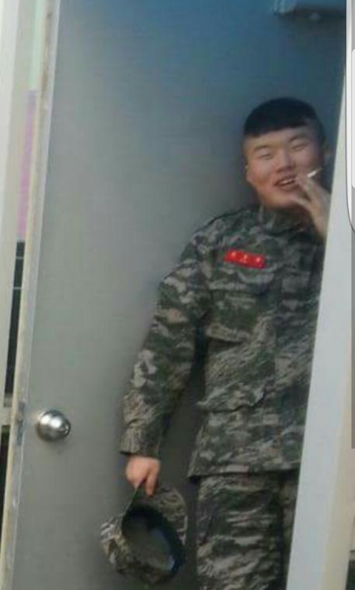 BJ와꾸대장봉준 해병대 시절 jpg | 인스티즈
