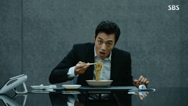 짜장면 땡기게 하는 드라마.gif | 인스티즈