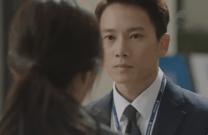 다음중 가장 치욕적이고 기분이 나쁠 싸대기는? | 인스티즈