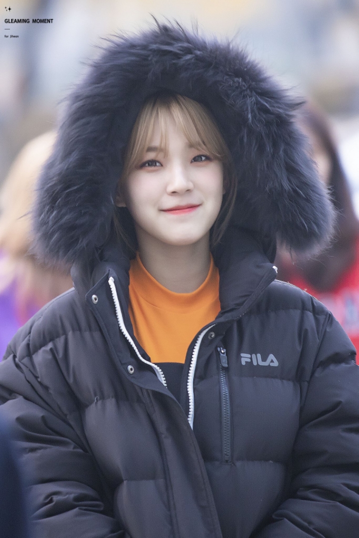 프로미스나인 백지헌.gif | 인스티즈