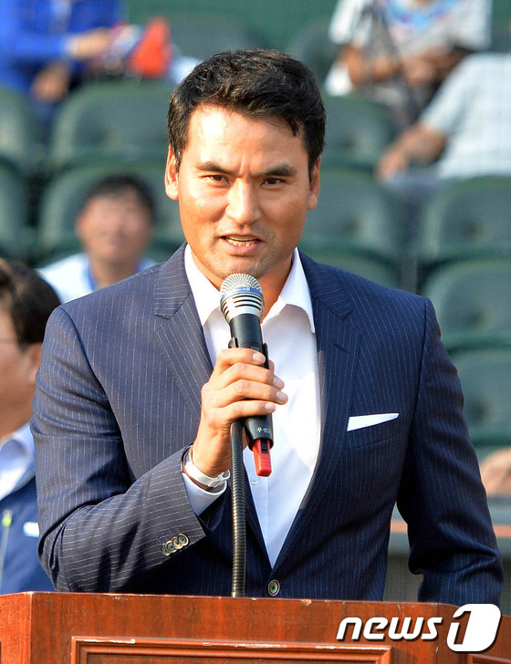 ???:어느덧 하늘은 높고 말이 살찌는 천고마비의 계절이 왔습니다 | 인스티즈