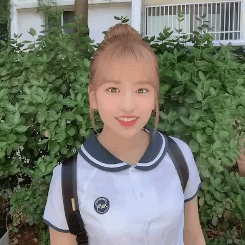 아이즈원 안유진 바람직한 성장과정(feat.ㅈ경).gif | 인스티즈