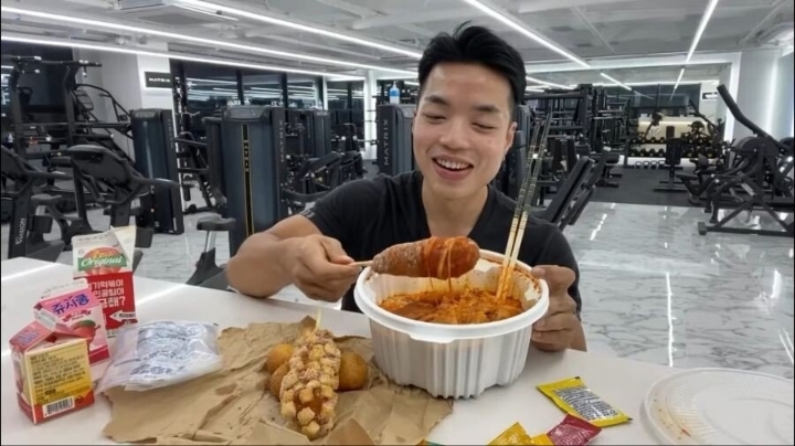 치즈볼 먹고 뒤집어졌던 트레이너 근황 | 인스티즈