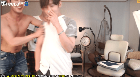 이거 웃기려고 넘어진거다 vs 진짜 넘어진거다 | 인스티즈