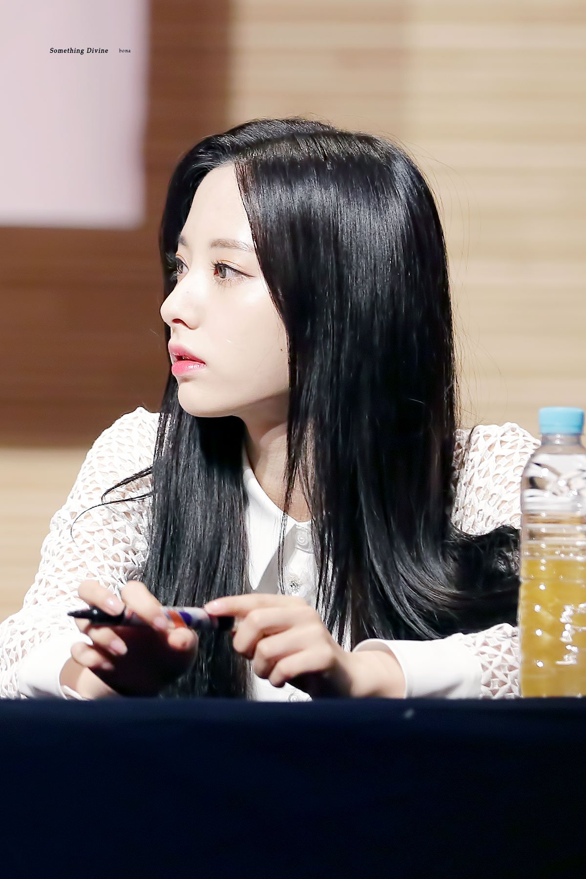 우주소녀 보나의 콧대.jpg | 인스티즈