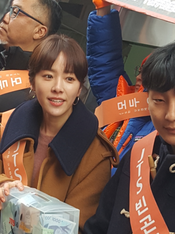 2019년 첫 한지민.jpgif | 인스티즈