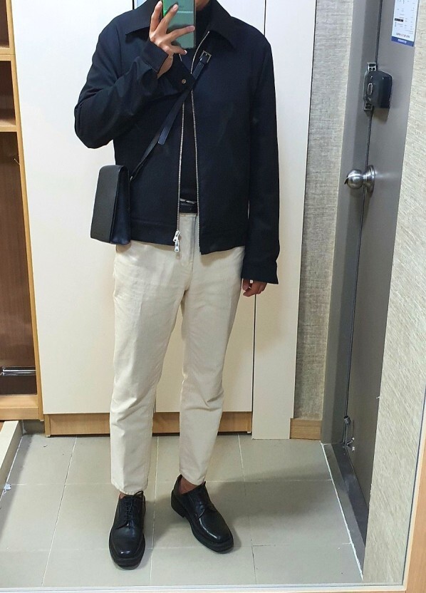 요즘 남자들이 많이 메는 가방 | 인스티즈