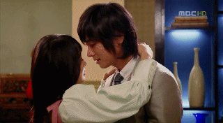 지금 봐도 야한 드라마 궁 키스신.gif | 인스티즈