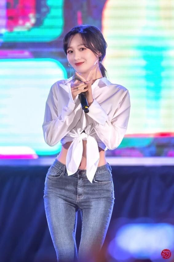 류수정 청바지 (아이돌) | 인스티즈