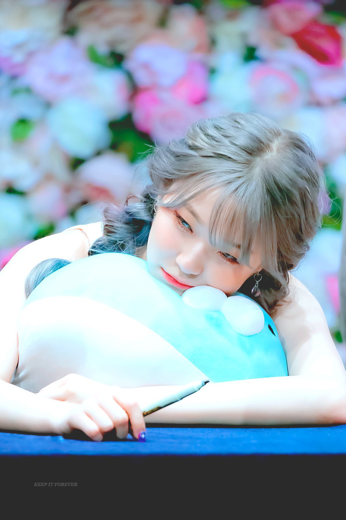 프로미스나인의 꿀깅이 막내 백지헌.jpgif | 인스티즈