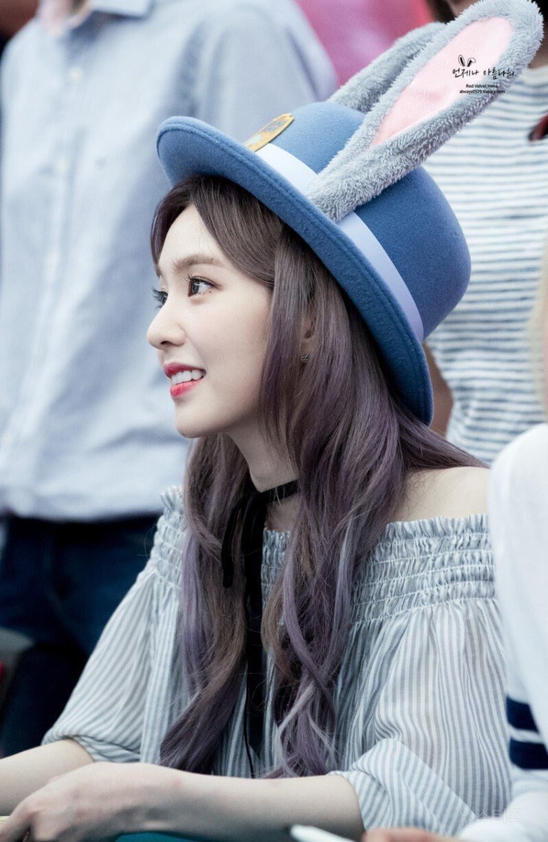 아이린의 옆태.jpg | 인스티즈