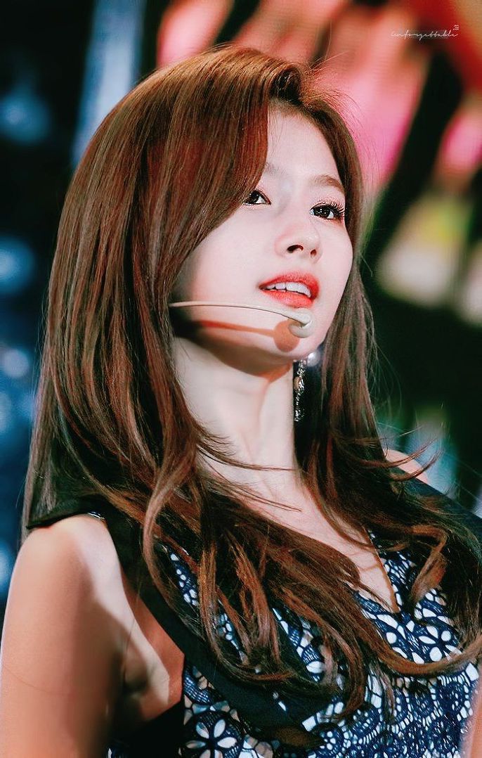 외모만 놓고 봤을 때 최고는? 미나vs모모vs사나vs사쿠라 | 인스티즈