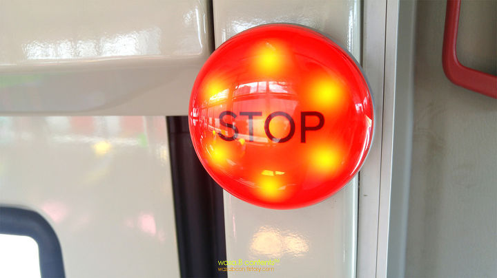 여기 버튼이 하나 있습니다 | 인스티즈