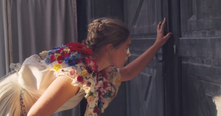 스웨덴 축제 가고싶어지는 영화 미드소마.jpg | 인스티즈