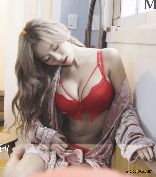 스트리머 빛베리 맥심 화보.gif | 인스티즈