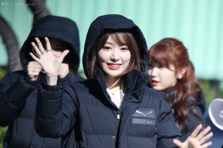 아이즈원 미야와키 사쿠라 랜덤짤 42 | 인스티즈