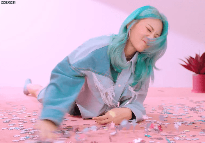 볼빨간사춘기 안지영 | 인스티즈