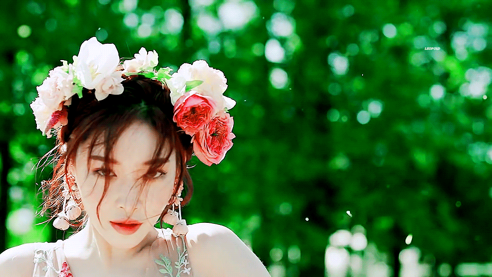 요염한 청하.gif | 인스티즈