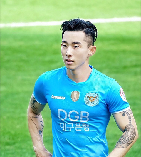 누가봐도 Aomg에 소속된 래퍼,비트메이커 느낌 | 인스티즈