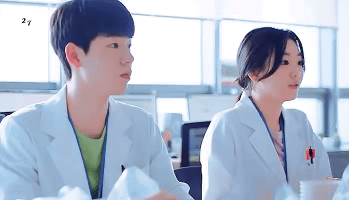 슬기로운 의사생활에서 귀여운 윤복이.jpgif | 인스티즈