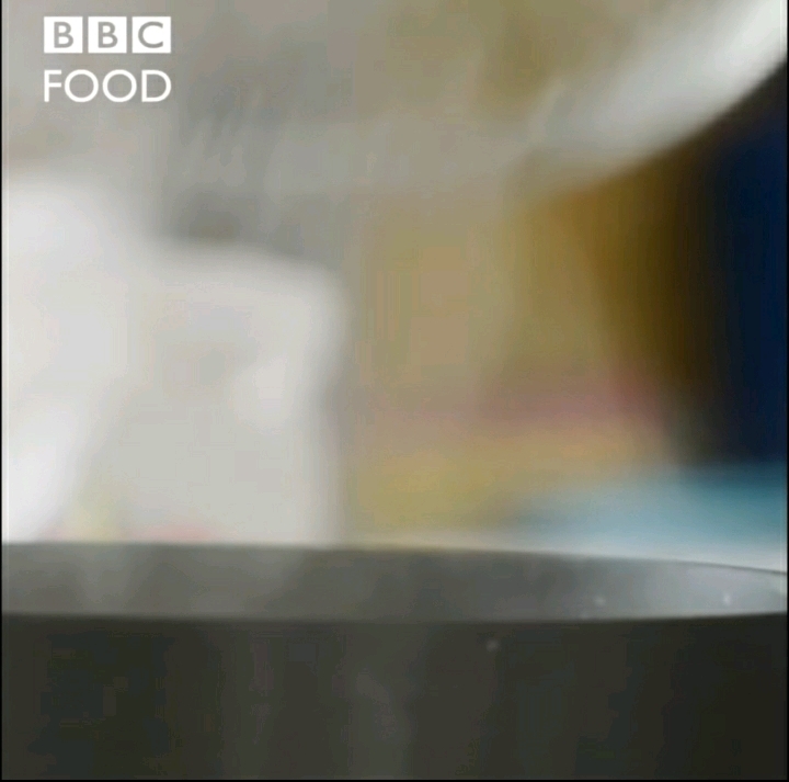 전 세계 아시아인들 어이 털리게 만든 BBC 계란볶음밥 레시피.jpgif | 인스티즈