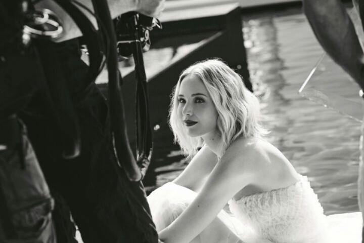 디올 조이 광고에서 제니퍼로렌스 | 인스티즈