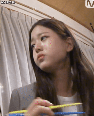 먹으면 다 키로 가는 초졸센터 장원영 | 인스티즈