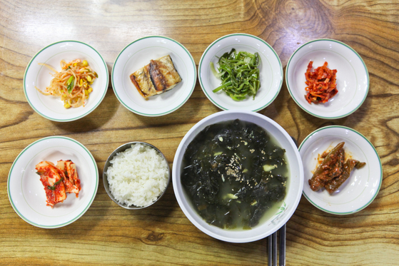 이 식단으로 3년동안 먹고 1억 받기(일요일은 자유) 도전 vs 포기 | 인스티즈