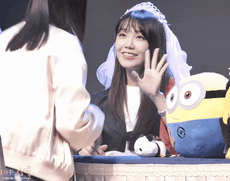 팬한테 당한 에이핑크 은지.gif | 인스티즈