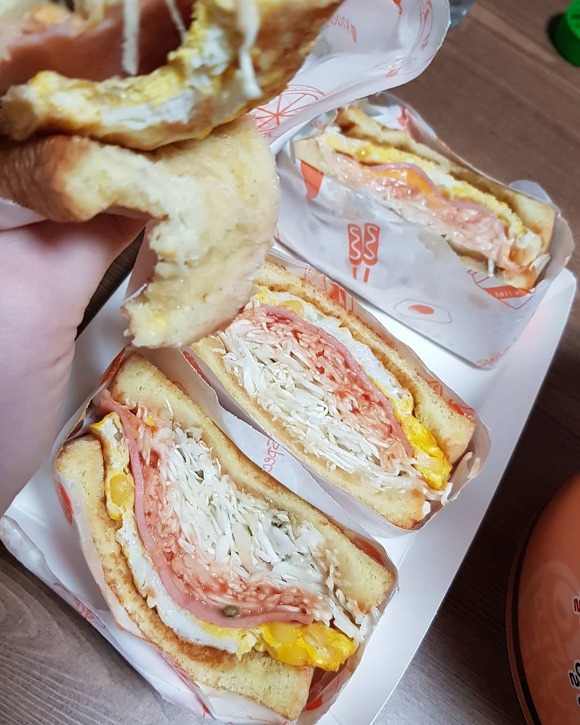 맘토스트 이미지