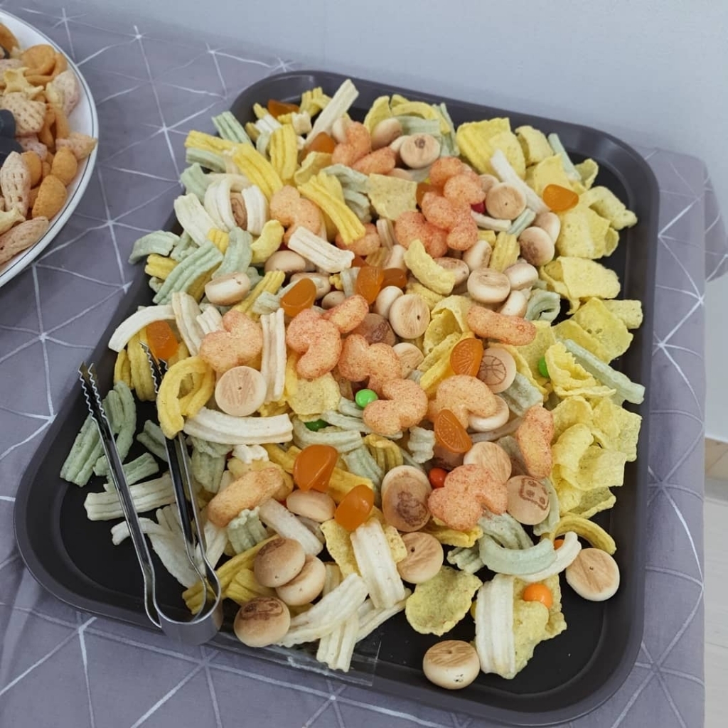 요즘 유치원에서 핫하다는 과자뷔페.......jpg | 인스티즈