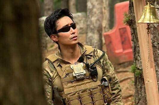 유튜버 임팩트 대결 19시즌 펭수 vs 20시즌 이근 대위 | 인스티즈