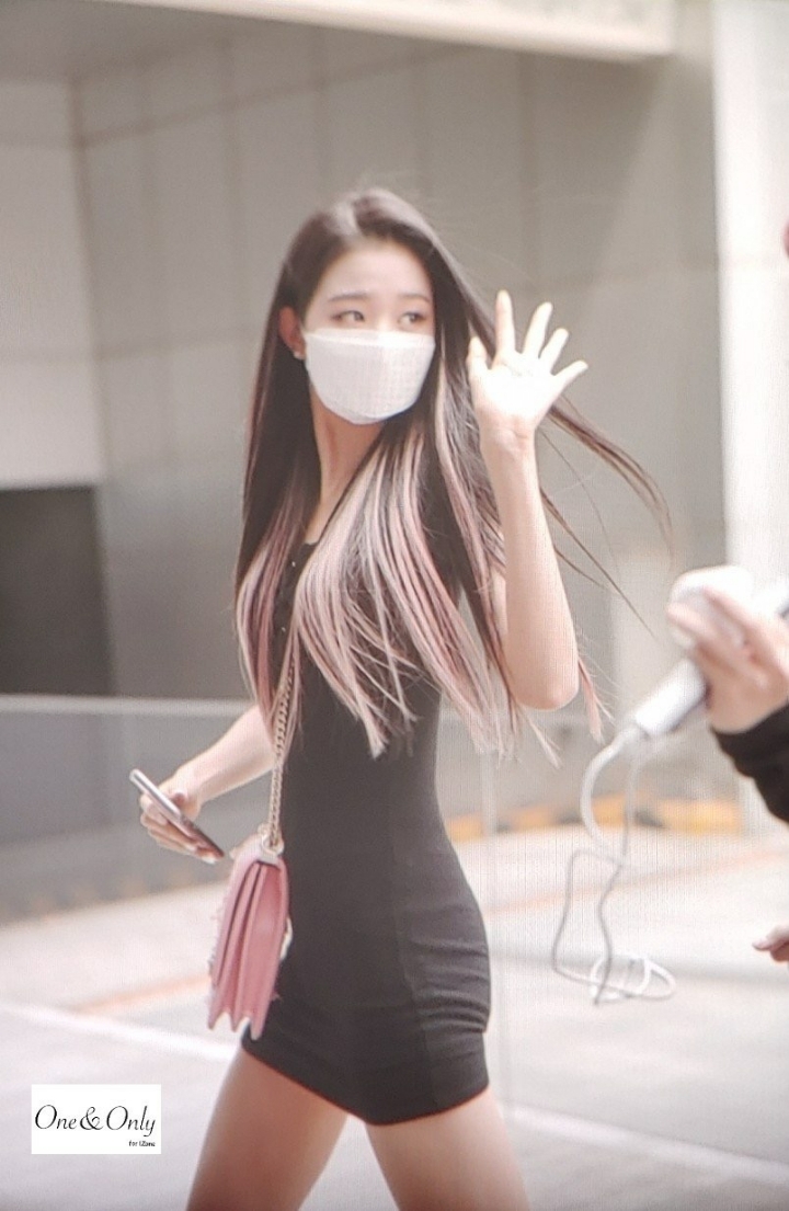 런닝맨 나와서 반응 좋은 것 같은 아이즈원 장원영.jpgif | 인스티즈