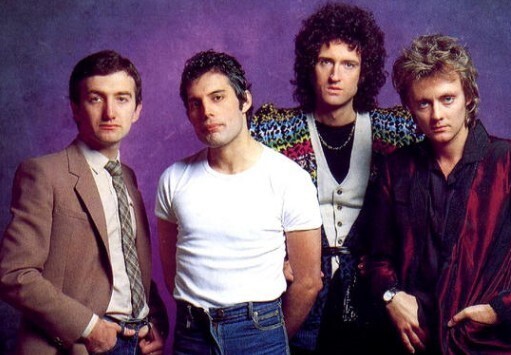 둘중 히트곡이 더 많다고 생각하는 그룹은? | 인스티즈