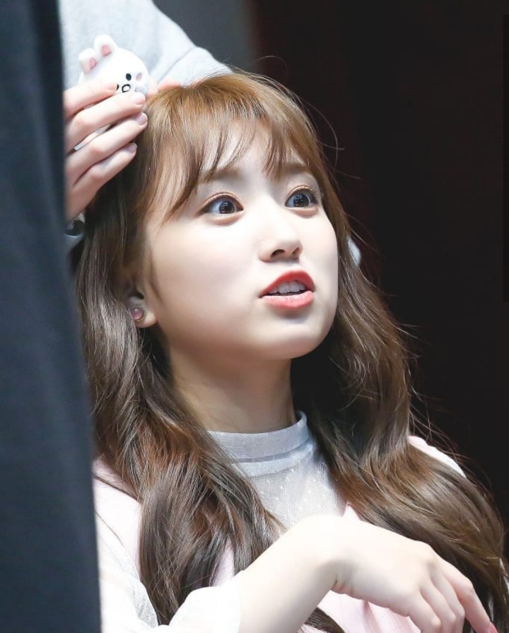 끼어버린 김나코ㅋㅋㅋㅋㅋㅋㅋㅋㅋㅋ (아이즈원) | 인스티즈