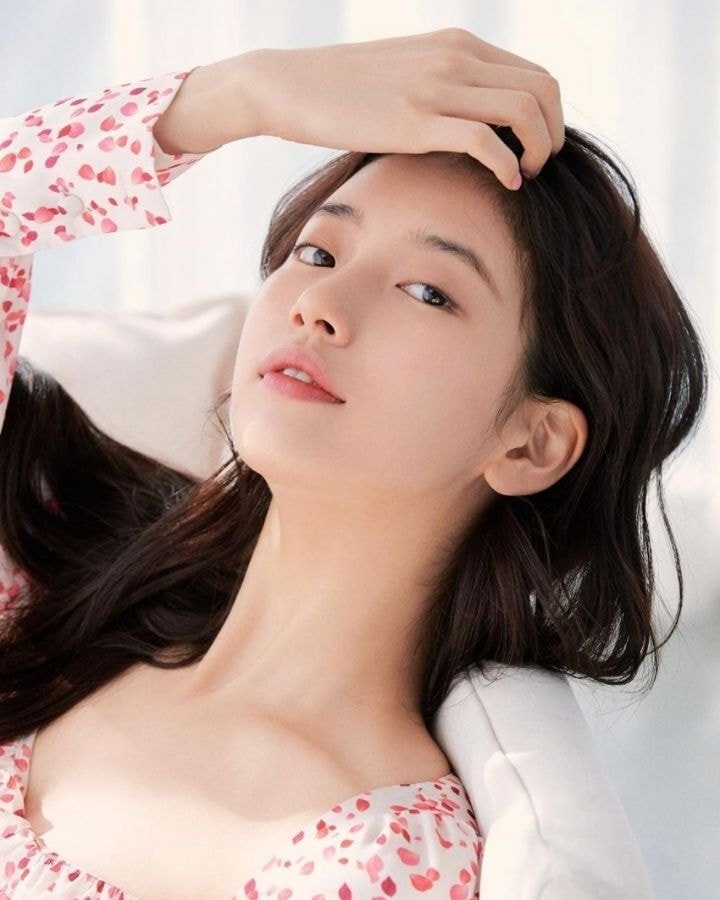 수지가 볼베개 베고 자던 시절 | 인스티즈