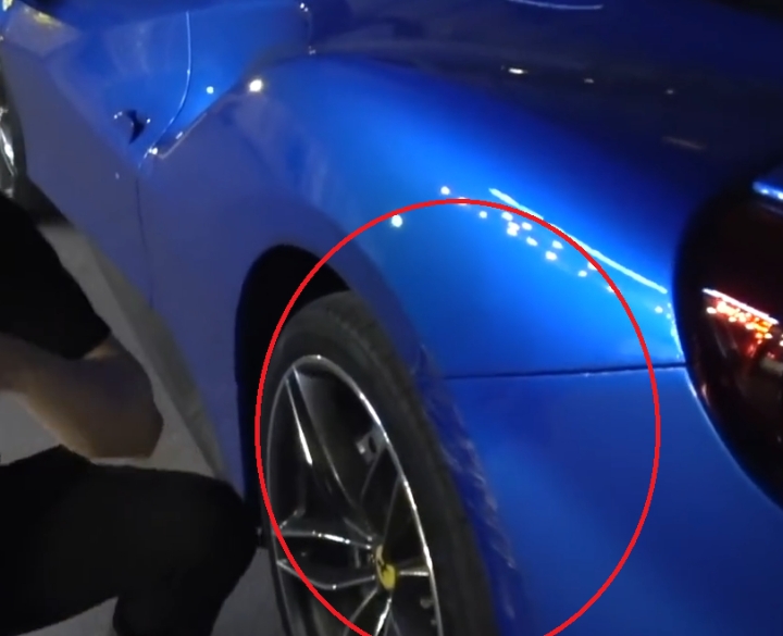 쏘카로 페라리 들이 박은 남자 | 인스티즈