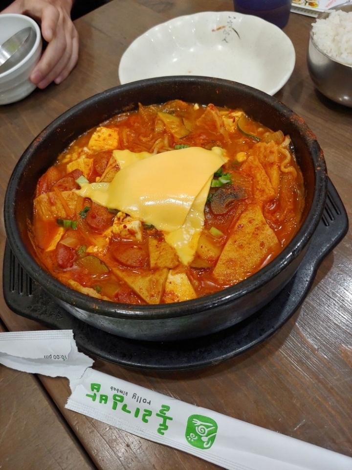 ㄹㅇ 현지화 잘된 미국의 코리안 스타일 분식집.jpg | 인스티즈